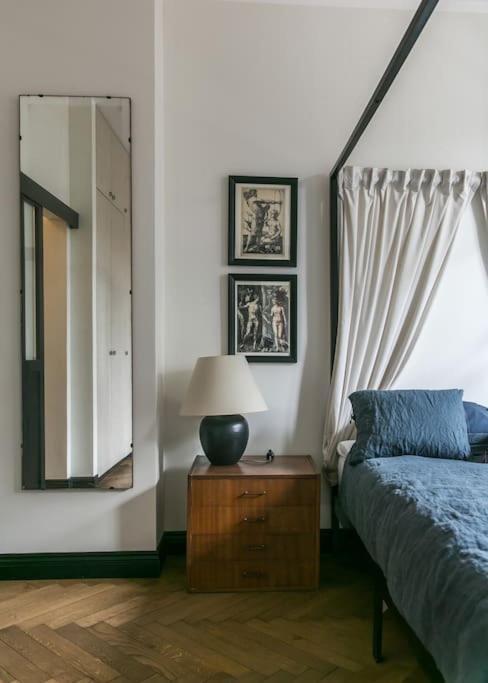 Dark Blue Apartment Warsawa Bagian luar foto